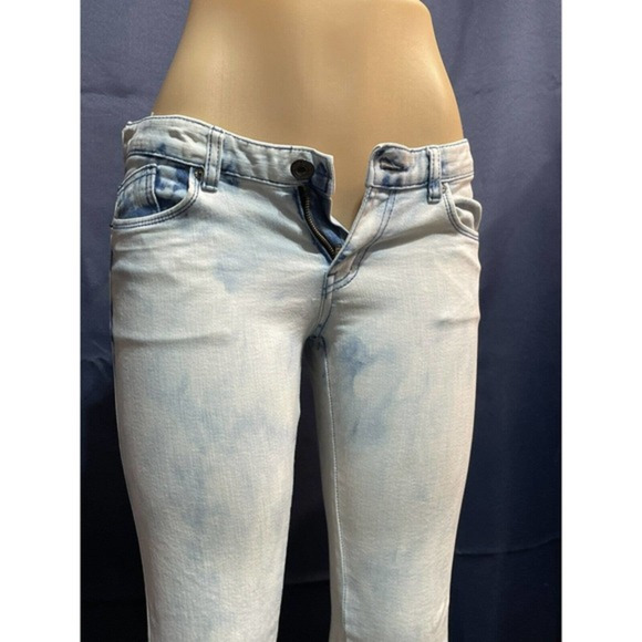 Jackie Blue Jeans Unlimited Design size 29 /‎ 27 Mid Rise Straight Leg Jeans - Picture 1 of 7